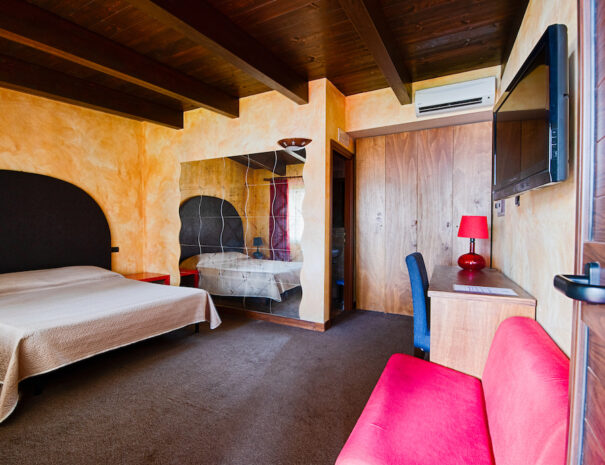 Olimpo-Club-Roma-Camere-Villaggio-00003